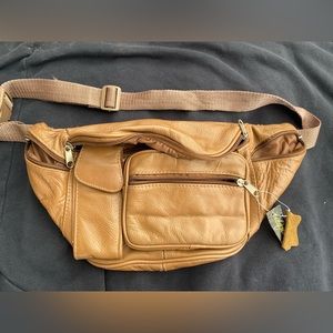 Vallemoso Brown Leather Fanny Pack